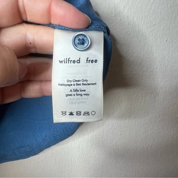 Aritzia Wilfred Collared Button Down Tank Top - Picture 5 of 5